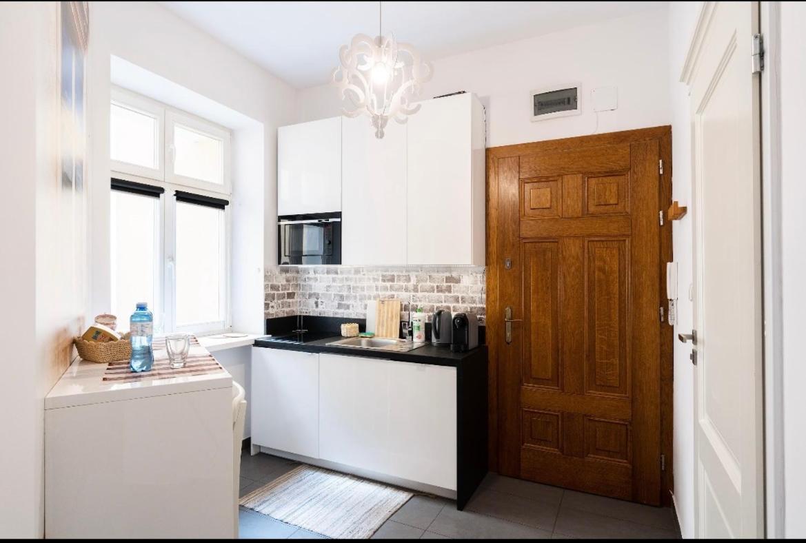 Strzalowa Apartment - City Center Познан Екстериор снимка